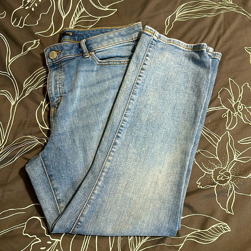 Womens Simply Vera Straight Leg Jean